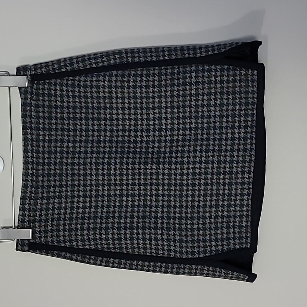 J. Crew  houndstooth wool mini skirt Green Sz 2 Academia